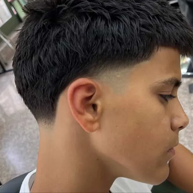 Clean fringe and fade around the ear